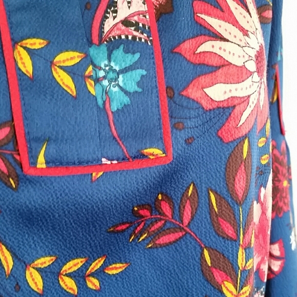 Ann Taylor Loft Floral Tunic Top - Picture 2 of 6